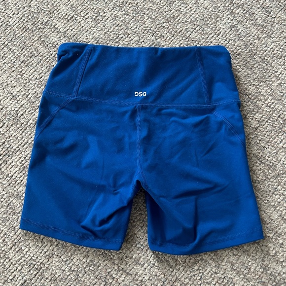 XS Mid rise blue DSG Women’s shorts - Picture 3 of 5